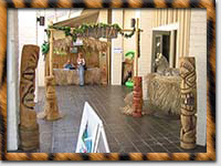 Entry to Surf'N'Safari '04 (Photo by Mark Booth)